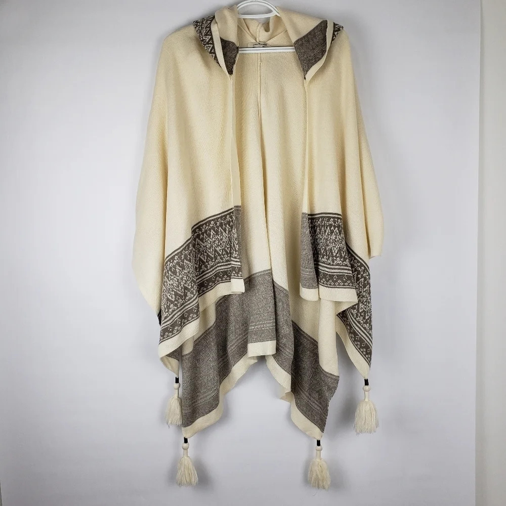Simply Noelle Hooded Shawl